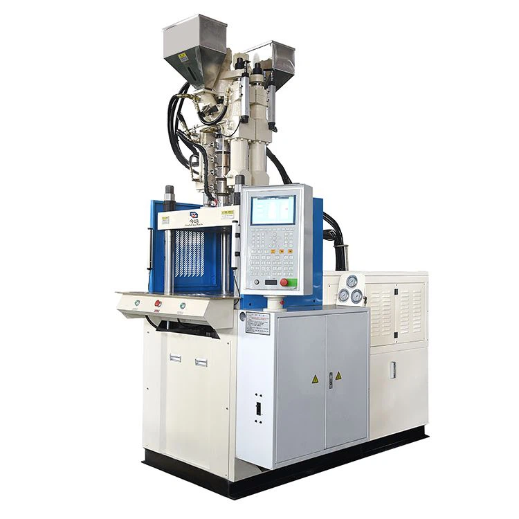 Hai máy ép phun màu